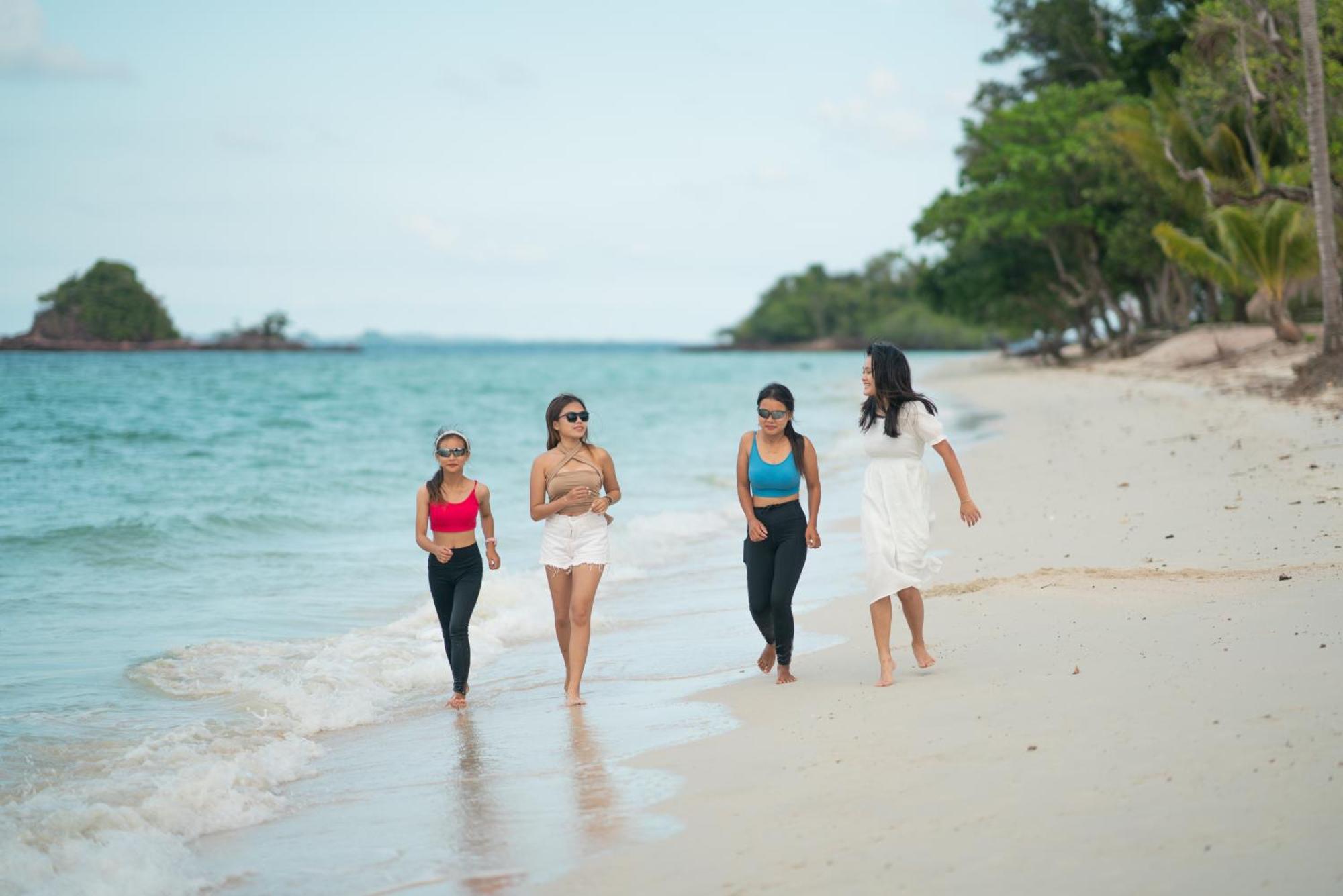 Kepri Coral Resort Galang Island 外观 照片